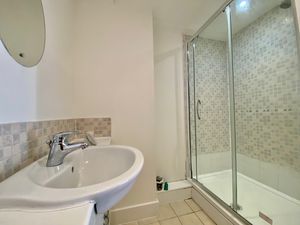 Photo 8- click for photo gallery